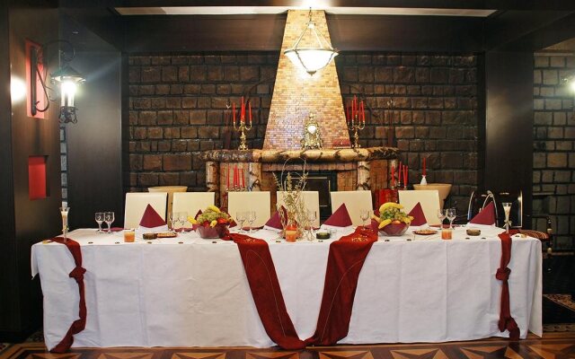 Prahova Plaza Hotel