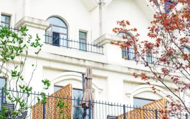 Qingcheng Tianren Hotel