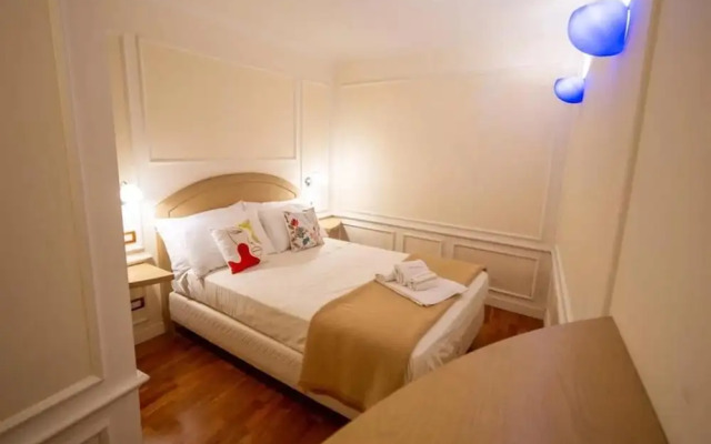 Villa Paradise-sleeps 20-pool-sea Views-pets