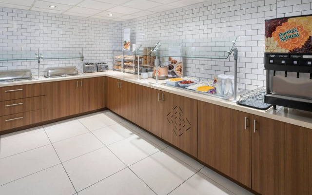 Residence Inn by Marriott Miami Airport