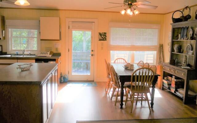 Palmetto House - 4 Br Home