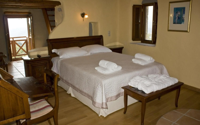 Pyrgos Petropoulaki