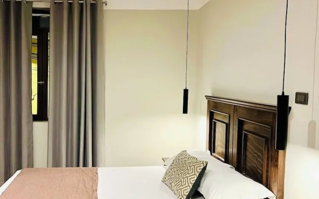 Hotel Montes Central