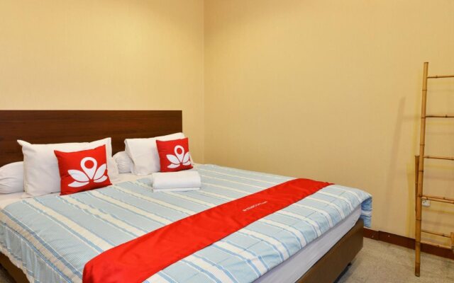 RedDoorz @ Terogong