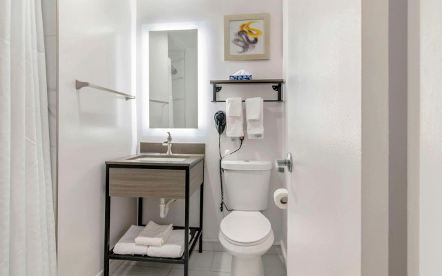 Comfort Inn Kansas City Midtown