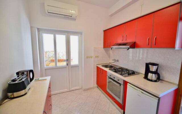 Apartments Petrovac