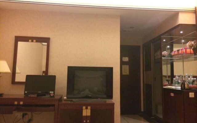 Baorong Traders Hotel