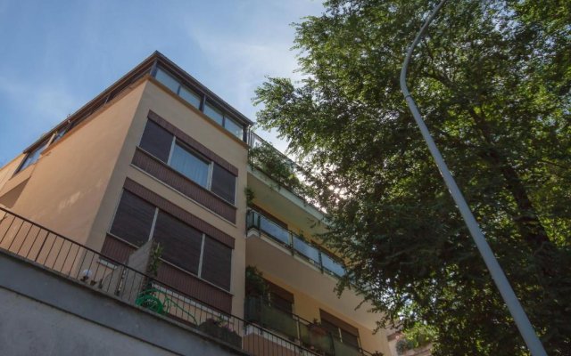 5-Bedroom and Terrace near Ostiense and San Saba