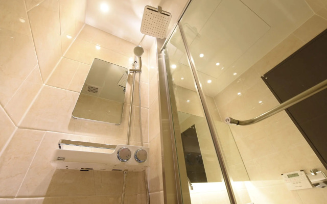 Geoje Art Nouveau Suite Hotel