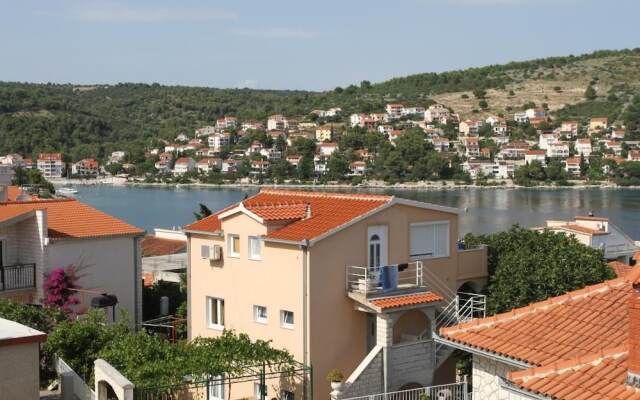 Apartments Sanader
