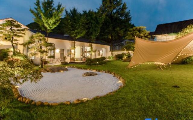 Yunshang Grassland Yinshe Courtyard Meisu