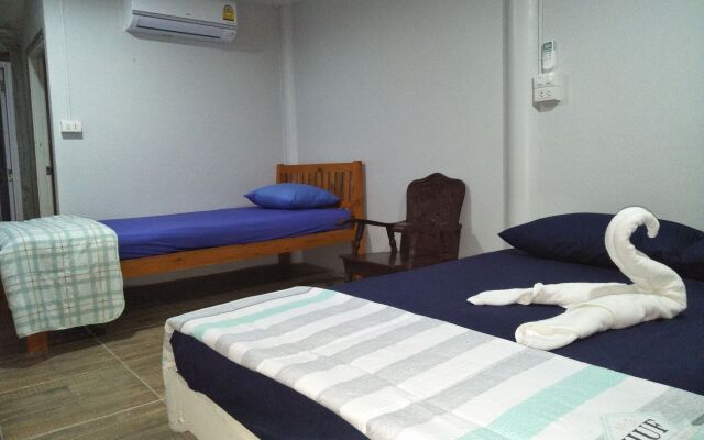 Oui Kaew Homestay