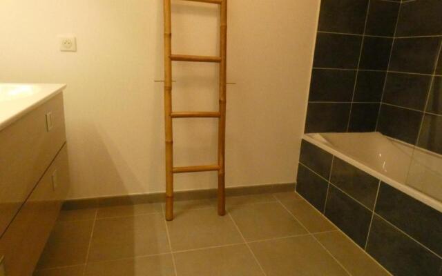 Appartement Arcachon, 3 Pièces, 6 Personnes - Fr-1-374-49