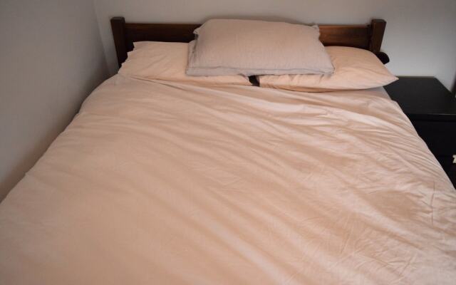 4 Bedroom House in Hackney