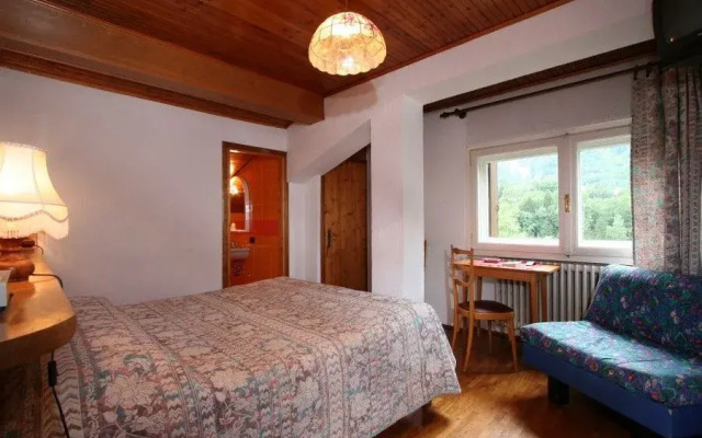 Petit Meuble
