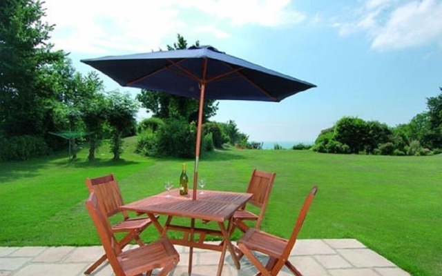 Woodcliffe Holiday Apartments