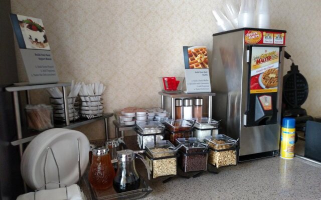 Holiday Inn Express Toledo West - Napoleon by IHG