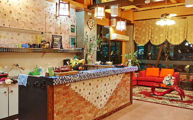 Castle B & B