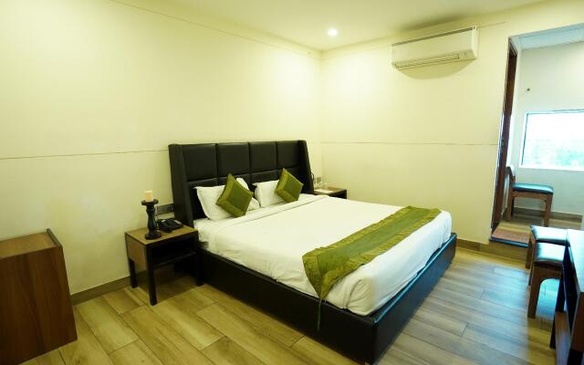 Hotel 360