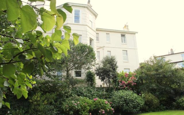 Muntham Luxury Holiday Apartments