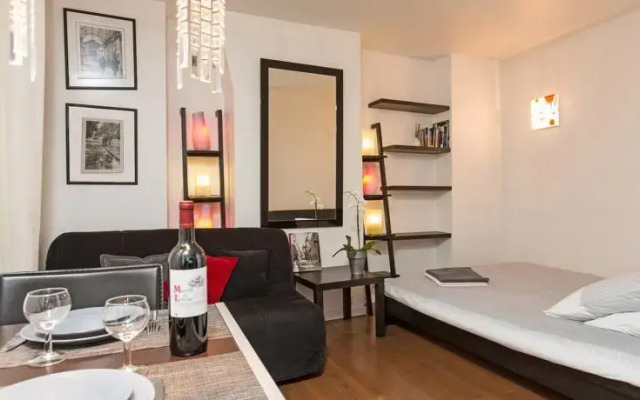 Charming Montmartre Studio