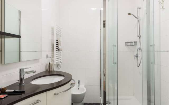 Home at Hotel - Sarca
