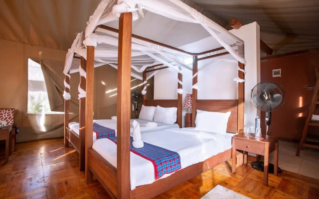 Borabora Luxury Tented Camp