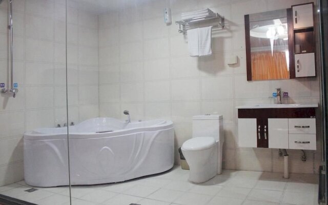 Shiyan Chuyuan International Hotel