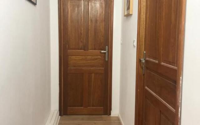 Grand studio rue piétonne Ajaccio