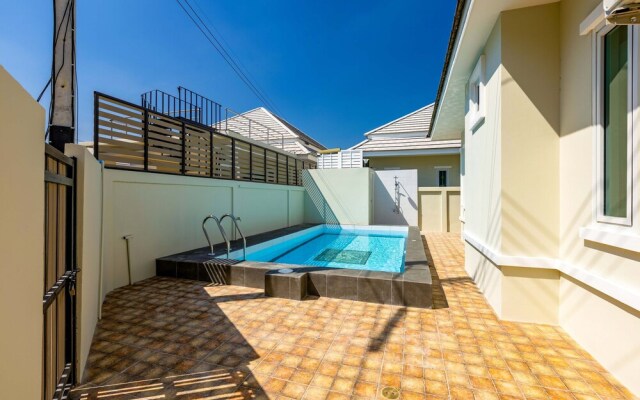 Cozy 3 Bedroom Pool Villa C883
