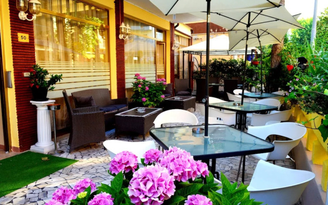 New Hotel Cirene Triple Room Comfort With Breakfast