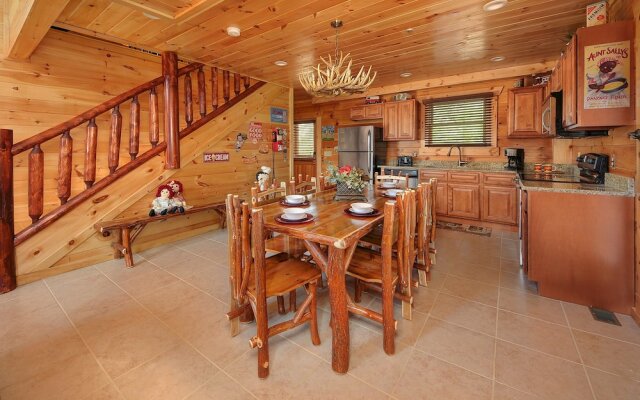 Kings Mountain Lodge - 4 Br Cabin