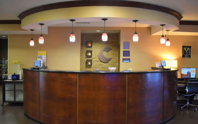 Comfort Suites Forrest City