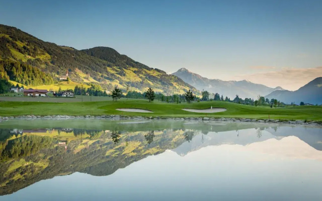 Lush Chalet in Zillertal Near Ski-lift