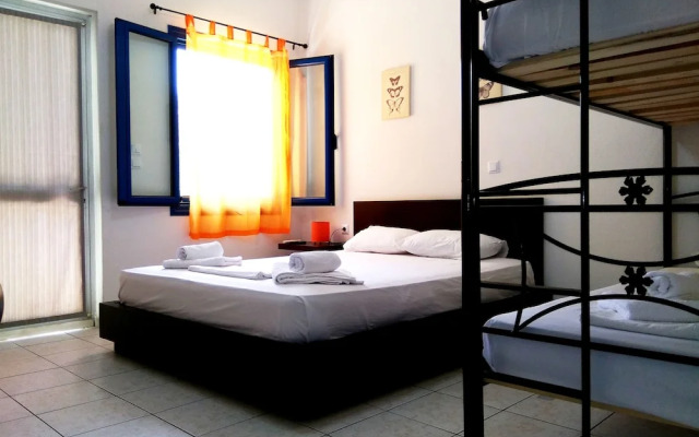 Sarantakis Apartments