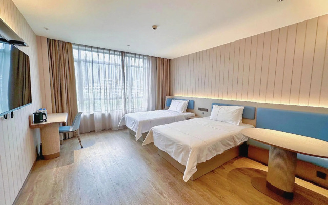 Bama Shouxiang International Hotel