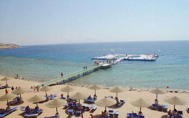 Domina Coral Bay Vacation House