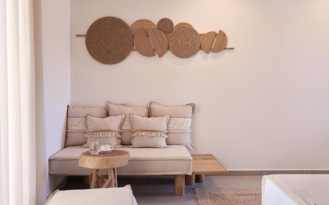 Armony Suites Milos