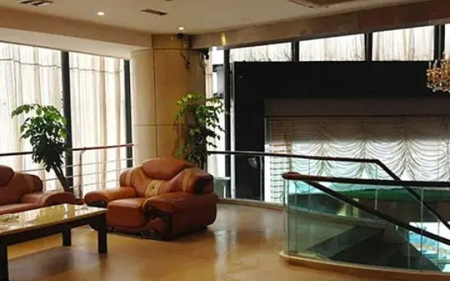 Jiujiang Coast Hotel (Happy City No.3 Middle School)