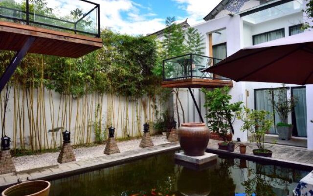 Po return. Slow talk