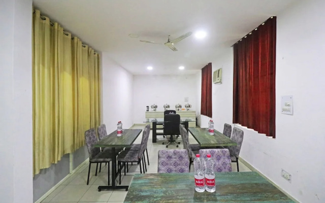 SRM Hotel Ashoka Palace