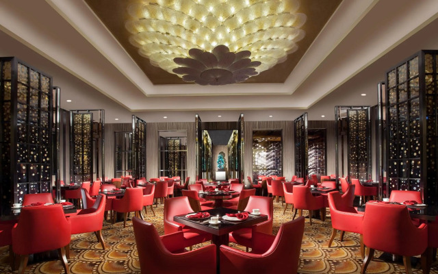 The Parisian Macao