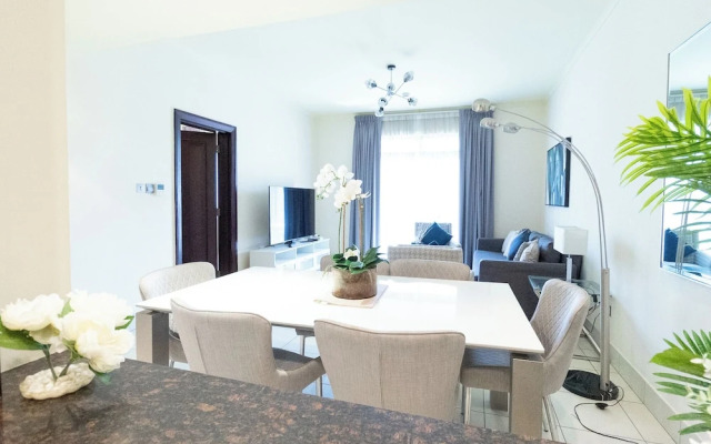 Reehan 1 - Happy Season - 2BR - Downtown