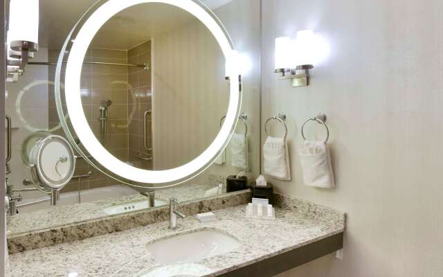 Hilton Garden Inn Raleigh /Crabtree Valley