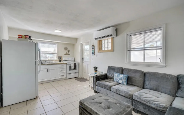 1 Mi to Boat Ramp: Bokeelia Home w/ Screened Patio