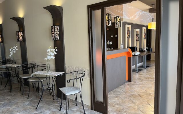 Hotel Alfa