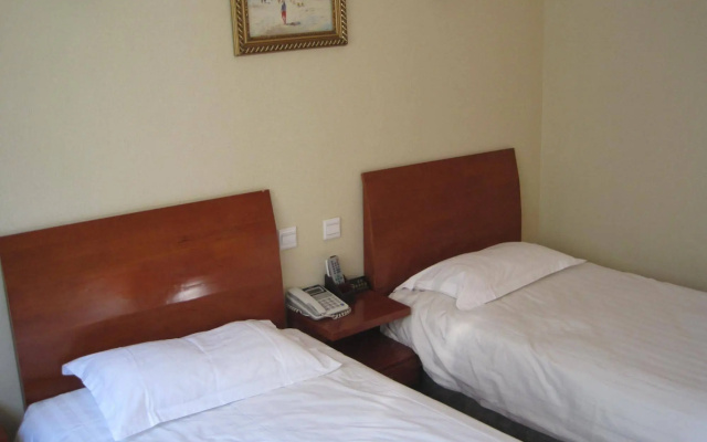 Golden Inn – Guest Rooms – Beijing