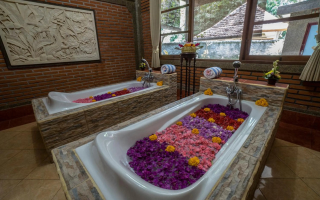 Cendana Resort & Spa