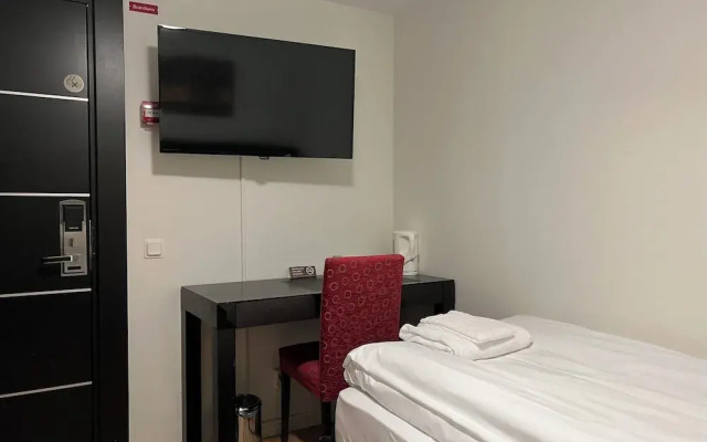 Injoy Compact Hotel Solna
