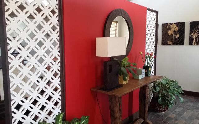 Palm Seaside Inn and Beach Resort